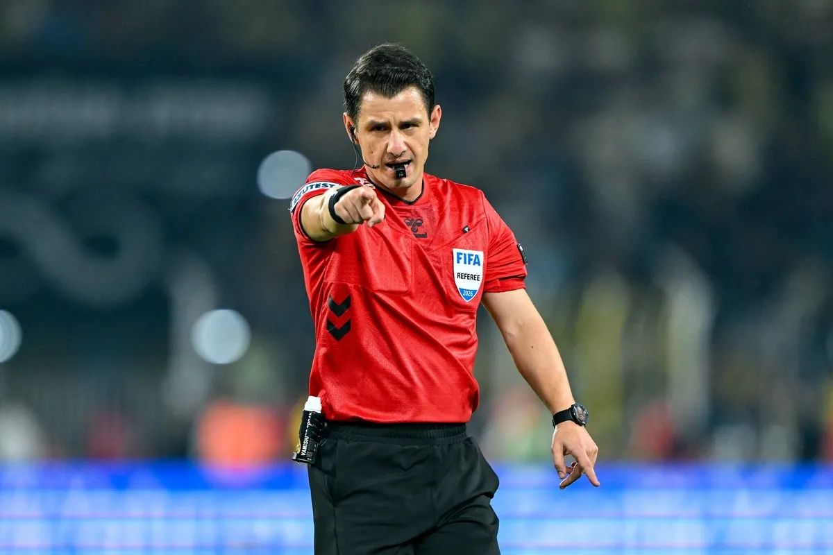 besiktas-derbide-govde-gosterisi-yapti-fatura-ismail-kartala-kesildi-1788669704944.jpeg Beşiktaş'tan gövde gösterisi! Spor yazarları Italiano'yu övdü İsmail Kartal'ı eleştirdi: Meler'e 'Skriniar-Vlahovic' tepkisi-7