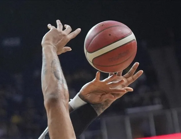 Anadolu Efes - Beşiktaş