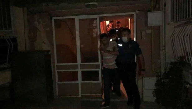 Manisa'da bir garip olay: Biri komşusunu bıçakladı diğeri olay yerine gelen polise hakaretler yağdırdı-2