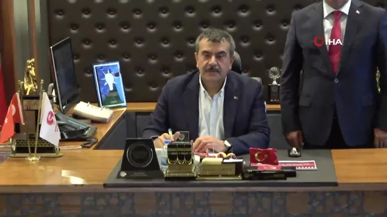 Milli Eğitim Bakanı Tekin, Gümüşhane’de ziyaretlerde bulundu