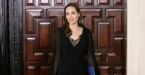 Angelina Jolie CIA ajanı