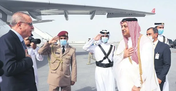 Başkan Erdoğan Kovid-19 tedbirleri sonrası ilk ziyaretini Katar’a yaptı
