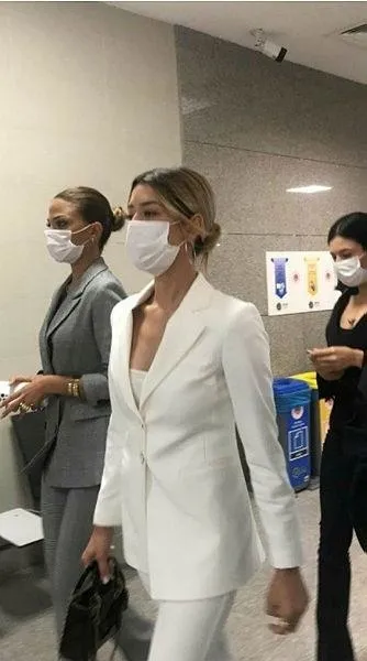 ozca-denizle-olayli-bosanma-yasanan-feyza-aktan-yasadigi-olaylar-hakkinda-zehir-zemberek-aciklamalar-yapti-1652814138353.jpeg Özca Deniz'le olaylı boşanma yaşanan Feyza Aktan yaşadığı olaylar hakkında zehir zemberek açıklamalar yaptı-2