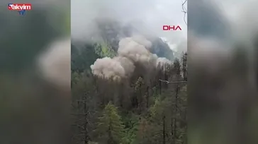 Nepal'de şiddetli sel: Çok sayıda can kaybı var