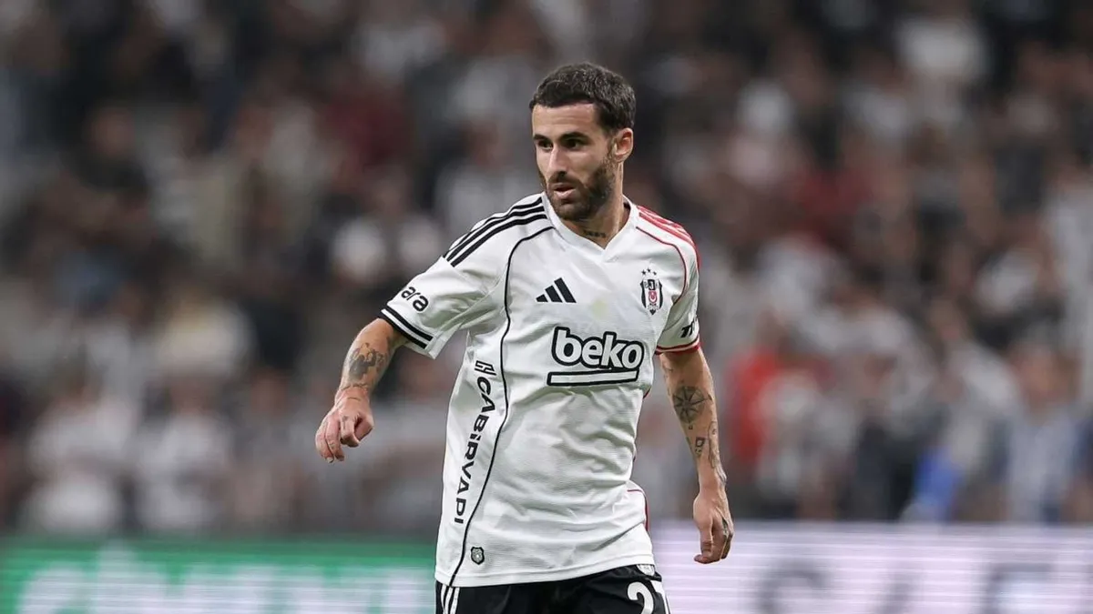 Rafa Silva İstanbul'dan ayrıldı
