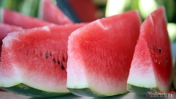 Uzman isim uyardı! Karpuz ve peyniri sakın bir arada yemeyin! Herkes tabak tabak tüketiyordu... - 7