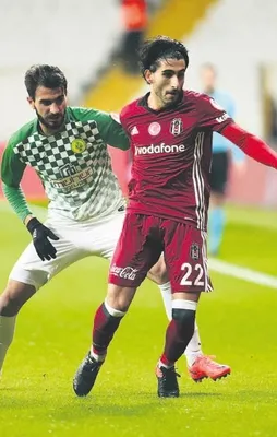 Aras Özbiliz’e 3 kulüp talip