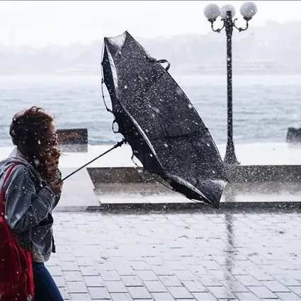 Kuvvetli sağanak alarmı: Geri sayım başladı! İstanbul Valiliği saat saat duyurdu