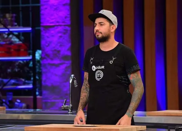 Acun Ilıcalı Masterchef'ten Uğur Yılmaz Deniz'i kovdu sonra bombardımana tutuldu! Masterchef Uğur bir anda...-3