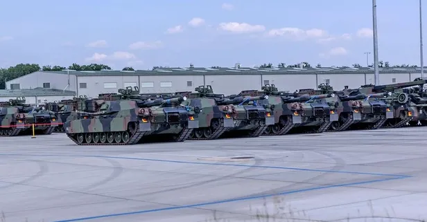 ABD'den yeni hamle! Polonya'ya ilk sevkiyat gerçekleşti: NATO'nun doğu sınırına tanklar ve zırhlılar...