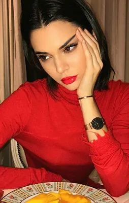 Kendall Jenner yeni evine servet ödedi
