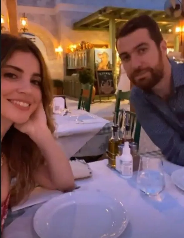 Teşkilat'ın Ceren'i Seda Sayan'ın gelini Ezgi Eyüboğlu'ndan düşman çatlatan kutlama! O İsimle Bir Araya Gelip…-5