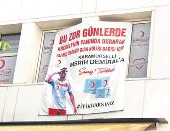 Kızılay Merih’e pankartla teşekkür etti