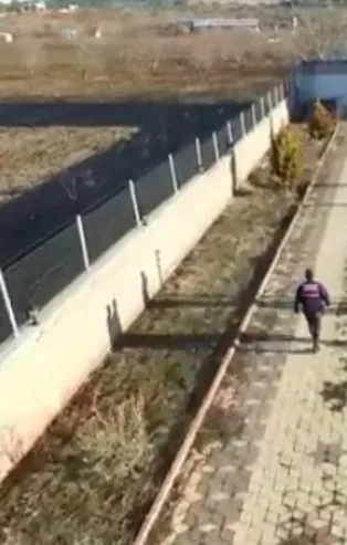 İzmir'de tefeci çetesine baskın: 3 gözaltı