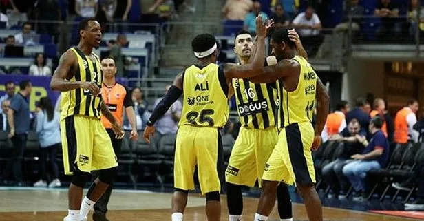 Basketbol Süper Ligi’nde ilk finalist Fenerbahçe Doğuş oldu