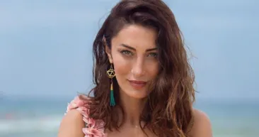 Merve Oflaz aşkını inkar ederken şimdi de kol kola poz verdi! İşte Merve Oflaz ile yeni sevgilisi Allan Hakko...