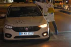 Son dakika: Ümraniye'de kırmızı ışıkta duran araca uzun namlulu silahlarla saldırı