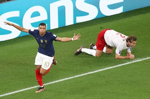 16-turuna-yukselen-ilk-takim-belli-oldu-fransa-2-1-danimarka-mac-sonucu-1669487945381.jpeg 16 turuna yükselen ilk takım belli oldu! Fransa 2-1 Danimarka | MAÇ SONUCU-4