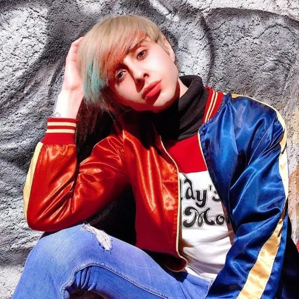 Rüzgar Ozan Dikici anneannesinin kafasında kırdığı yumurta için özür diledi! Bakanlık olaya el koydu-2