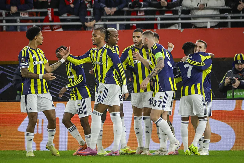 Fenerbahçe'de hedef ilk 8! İşte Tedesco'nun Aston Villa maçı 11'i - 1