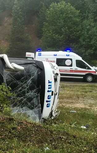 Kastamonu'da yolcu otobüsü devrildi! Yaralılar var