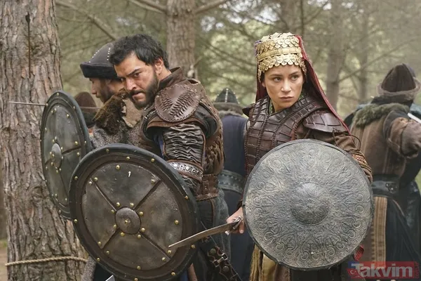 Kuruluş Osman'ın Cerkutay'ı Çağrı Şensoy ile eşi Buse Arslan'dan minik kızlarıyla ilk paylaşım geldi! - 6