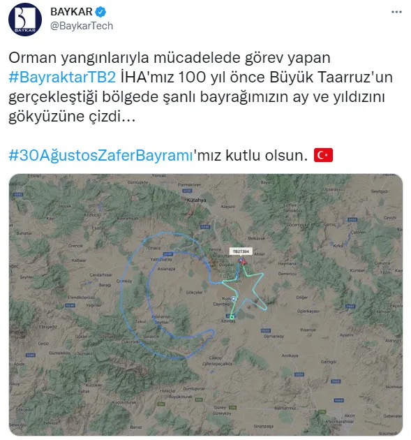 son-dakika-bayraktar-tb2-30-agustos-zafer-bayraminin-100-yil-donumunde-kutahyada-ay-yildiz-cizdi-1661853825885.jpg