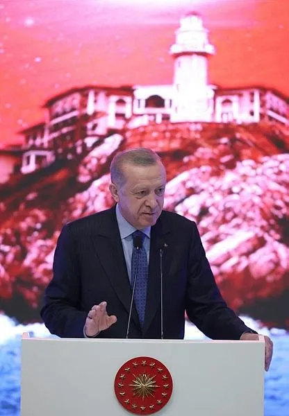 efendileriyle-mucadele-ediyoruz-1653687271824.jpeg Başkan Erdoğan Demokrasi ve Özgürlükler Adası’ndan Kılıçdaroğlu'na ayar verdi: Efendileriyle mücadele ediyoruz-8