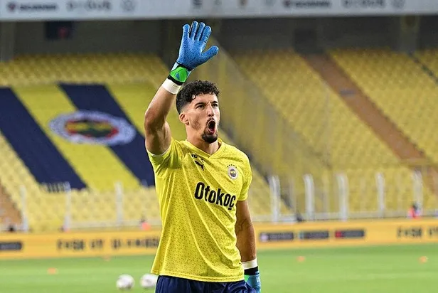 son-dakika-fenerbahceden-tffye-altay-bayindir-duyurusu-lisansi-iptal-edildi-manchester-uniteda-imza-atacak-1693553904600.jpeg