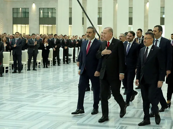 fetonun-ust-duzey-istihbaratcisi-mit-baskani-hakan-fidani-oldurme-planlarini-itiraf-etti-1614098487682.jpg FETÖ'nün üst düzey istihbaratçısı, MİT Başkanı Hakan Fidan'ı öldürme planlarını itiraf etti-3