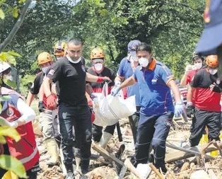 Düzce sel kurbanlarına veda! 2 kişi hala aranıyor