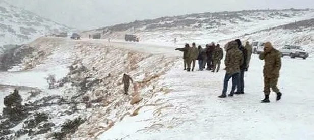 Isparta'da askeri araç devrildi: 3 yaralı