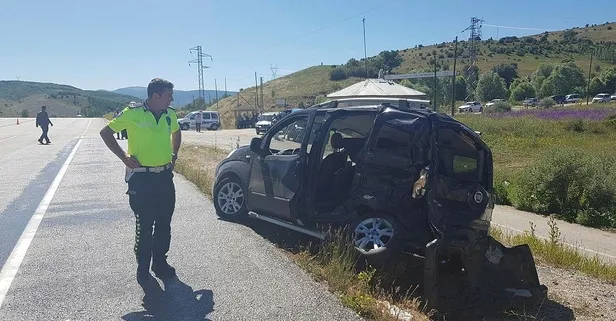 Erzincan’da feci kaza: 3 ölü, 6 yaralı
