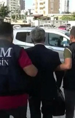 Mersin'de PKK/KCK operasyonunda yakalanan belediyenin daire başkanı Bedrettin Gündeş tutuklandı