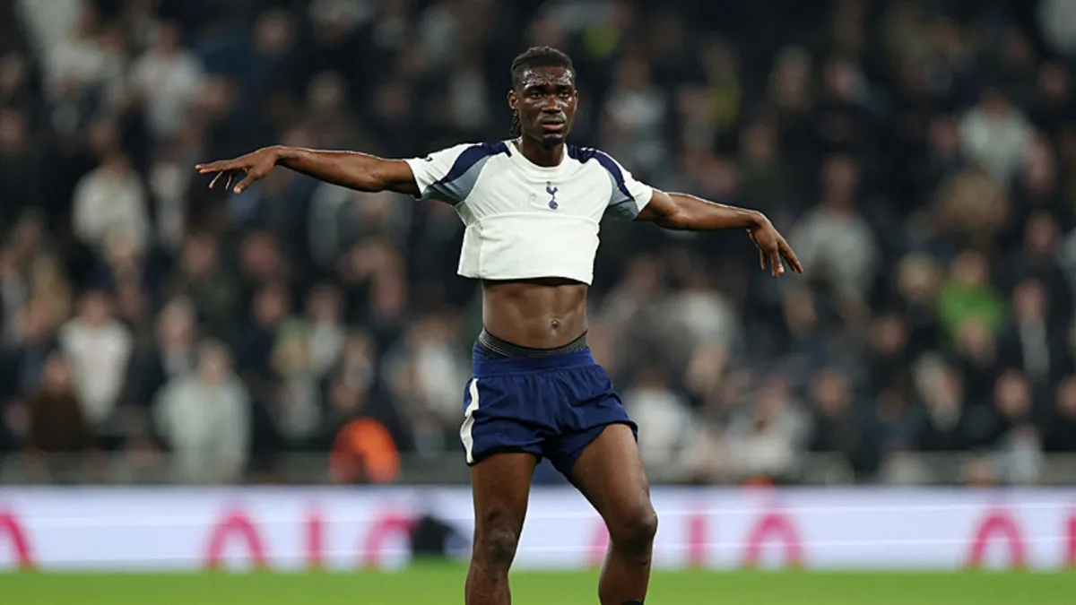 Galatasaray ve Fenerbahçe'nin transfer savaşı: Yves Bissouma