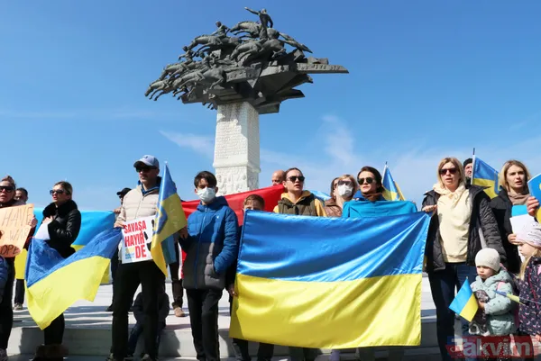 SON DAKİKA: Rusya Ukrayna savaşında son durum! Türkiye'deki Ukraynalılar Rusya'yı protesto etmek için meydanlara akın etti - 6