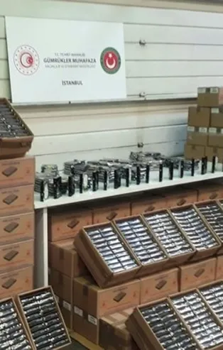 İstanbul'da operasyon: 4 bin 260 hard diske el konuldu