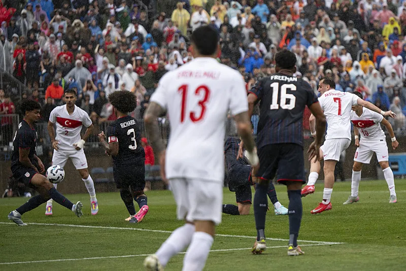 Vincenzo Montella'dan orta saha kararı! Meksika maçının ilk 11'i netleşti - 2