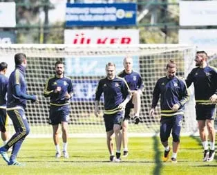 Fenerbahçe hız kesmedi 1.5 saatter döktüler