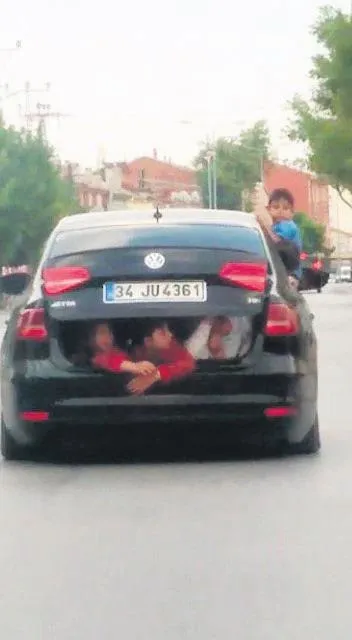 Sahibinin kurşunlanması üzerine panikleyen köpek herkesi duygulandırdı (Yaşam haberleri)-3