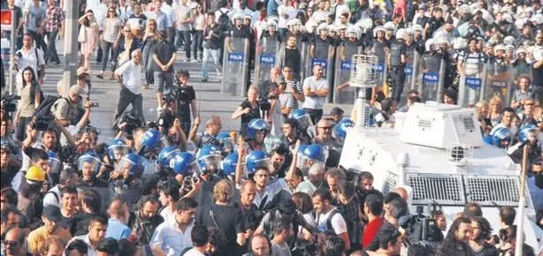 Taksim’de yine tahrik