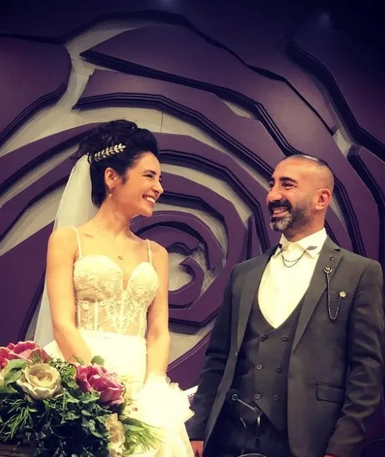 SON DAKİKA: Çok Güzel Hareketler Bunlar'la hafızalara kazınmıştı... Korkutan haber: 'Metin Yıldız'ı eşi Ceylan Yılmaz hastaneye yetiştirdi'-2