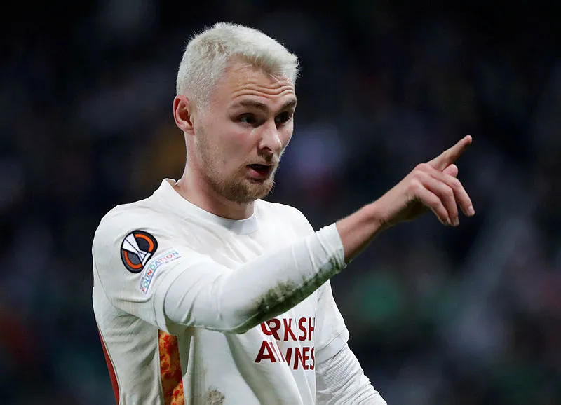 Okan Buruk'tan 4 sürpriz! İşte Galatasaray'ın Antalyaspor maçı 11'i - 13