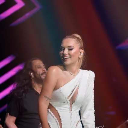 Ünlü sanatçı Demet Akalın’ı yıkan kayıp: Ne elim ne dilim varıyor