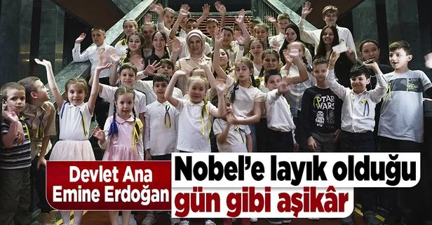 Devlet Ana Emine Erdoğan savaş mağduru Ukraynalı çocuklarla iftarda bir araya geldi!  Nobel Barış Ödülü’ne layık olduğu gün gibi aşikâr