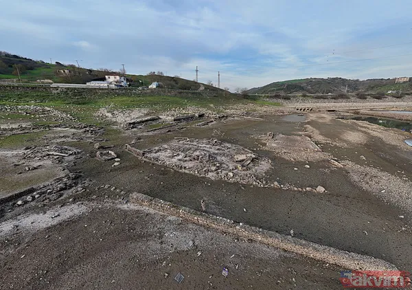 Megakent kuruyor! Barajlardaki su seviyesi düştü eski köy ortaya çıktı - 9