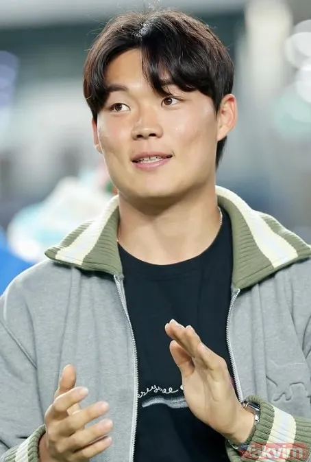 Beşiktaşlı Hyeon-gyu Oh Sultanahmet Camii'ni ziyaret etti: Paylaşımı ilgi odağı oldu - 3