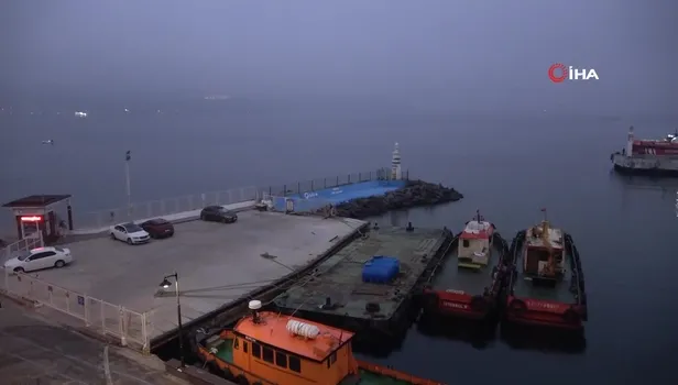 Çanakkale Boğazı sis nedeniyle transit gemilere kapatıldı