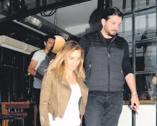 Sürpriz çift artık rahat