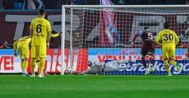 Uğurcan Çakır yine sahnede! Penaltıya izin vermedi